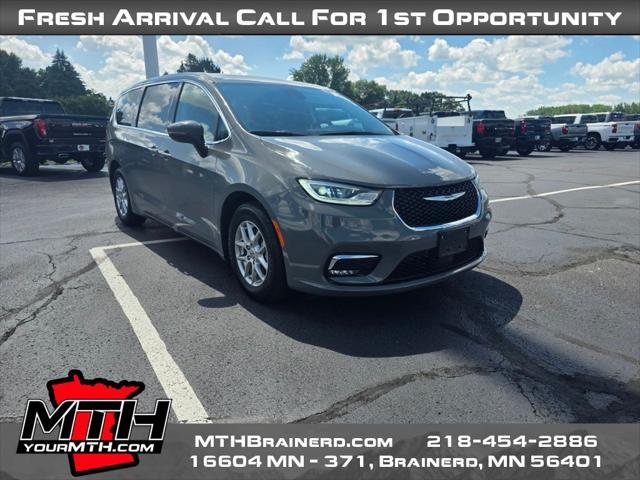 used 2023 Chrysler Pacifica car, priced at $23,993