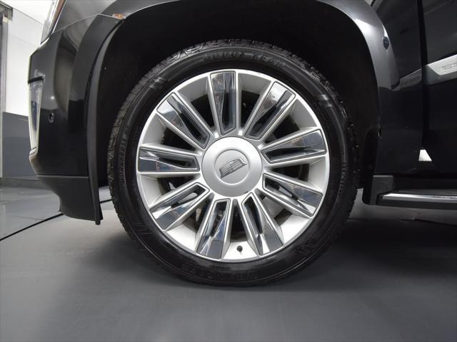 used 2018 Cadillac Escalade ESV car, priced at $23,993