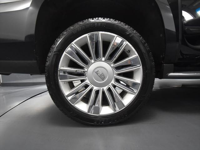 used 2018 Cadillac Escalade ESV car, priced at $23,993
