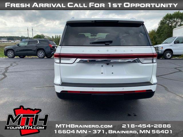 used 2022 Lincoln Navigator car, priced at $59,993