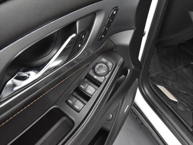 used 2020 Chevrolet Traverse car, priced at $31,899