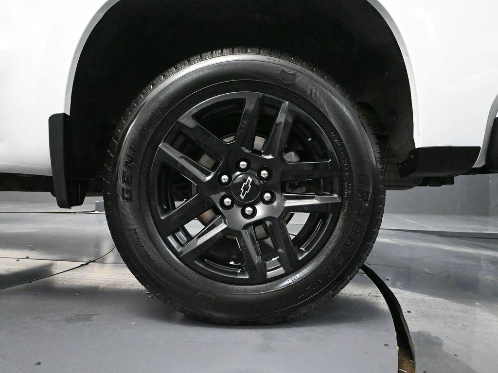 used 2025 Chevrolet Silverado 1500 car, priced at $46,593