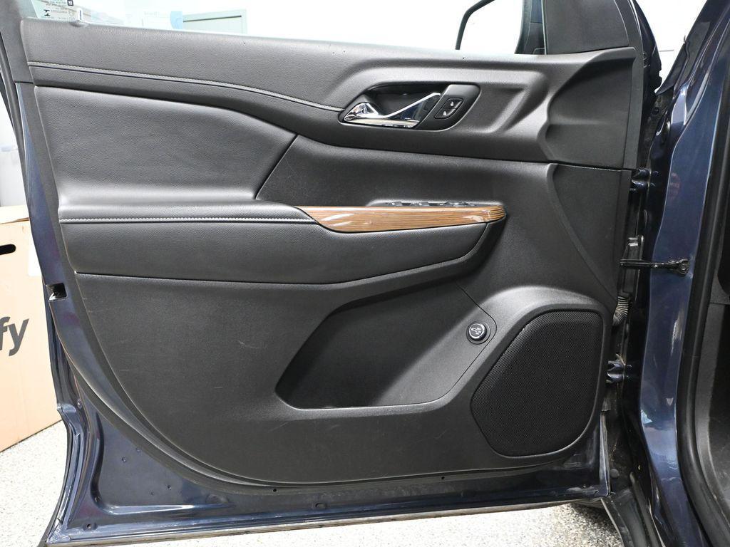 used 2019 GMC Acadia car, priced at $17,193