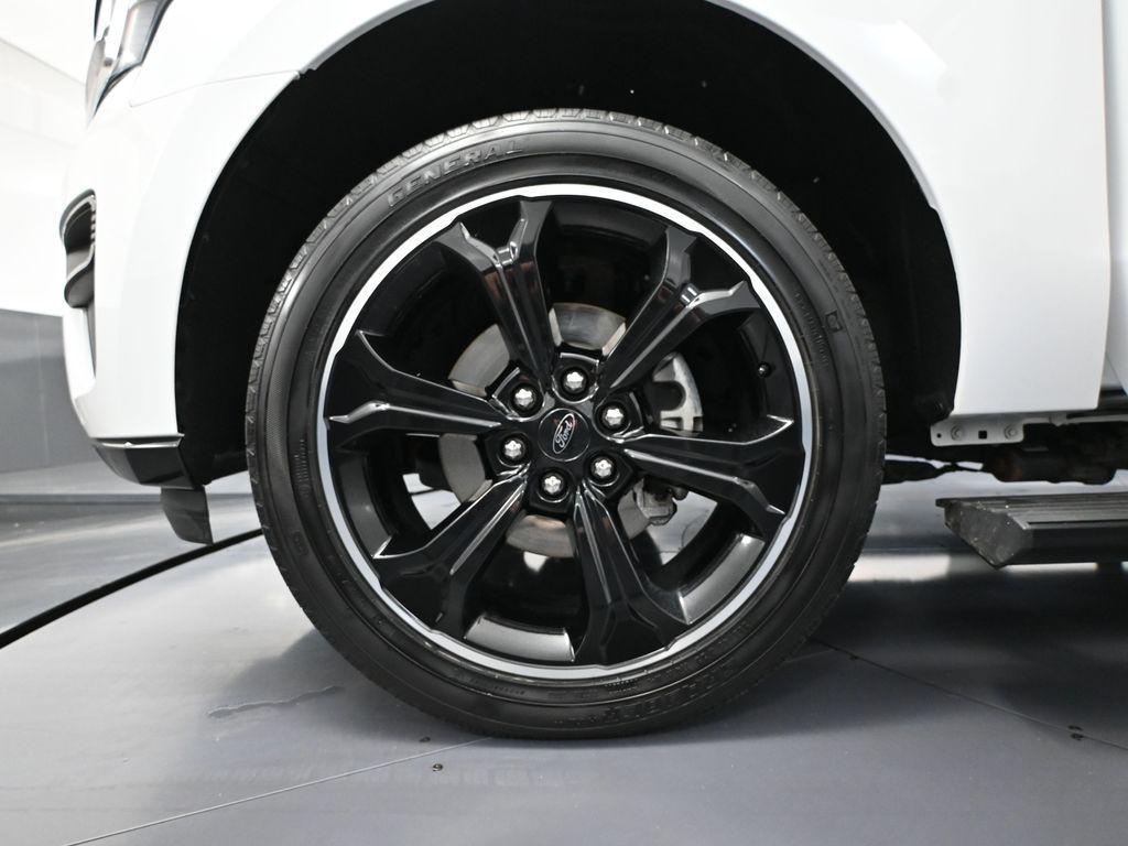 used 2022 Ford Expedition car, priced at $50,693