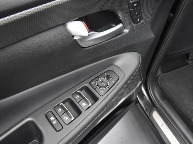 used 2020 Hyundai Santa Fe car, priced at $20,500