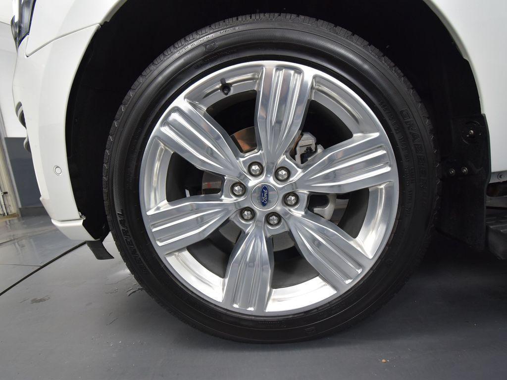 used 2024 Ford Expedition car, priced at $65,000