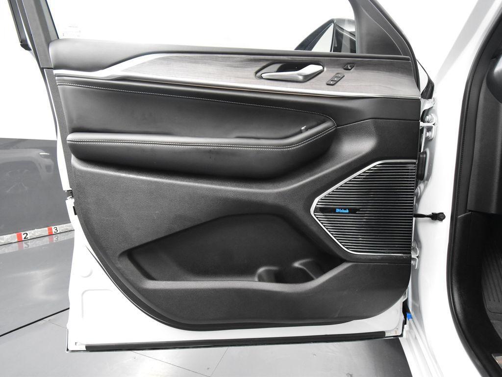 used 2023 Jeep Grand Cherokee 4xe car, priced at $35,593