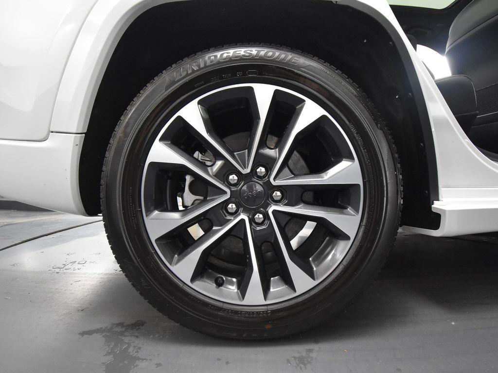 used 2023 Jeep Grand Cherokee 4xe car, priced at $35,593