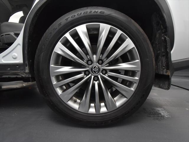 used 2023 Toyota Highlander Hybrid car, priced at $50,993