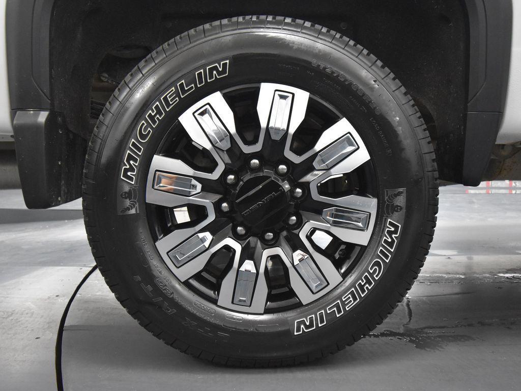 used 2025 GMC Sierra 3500 car, priced at $80,993