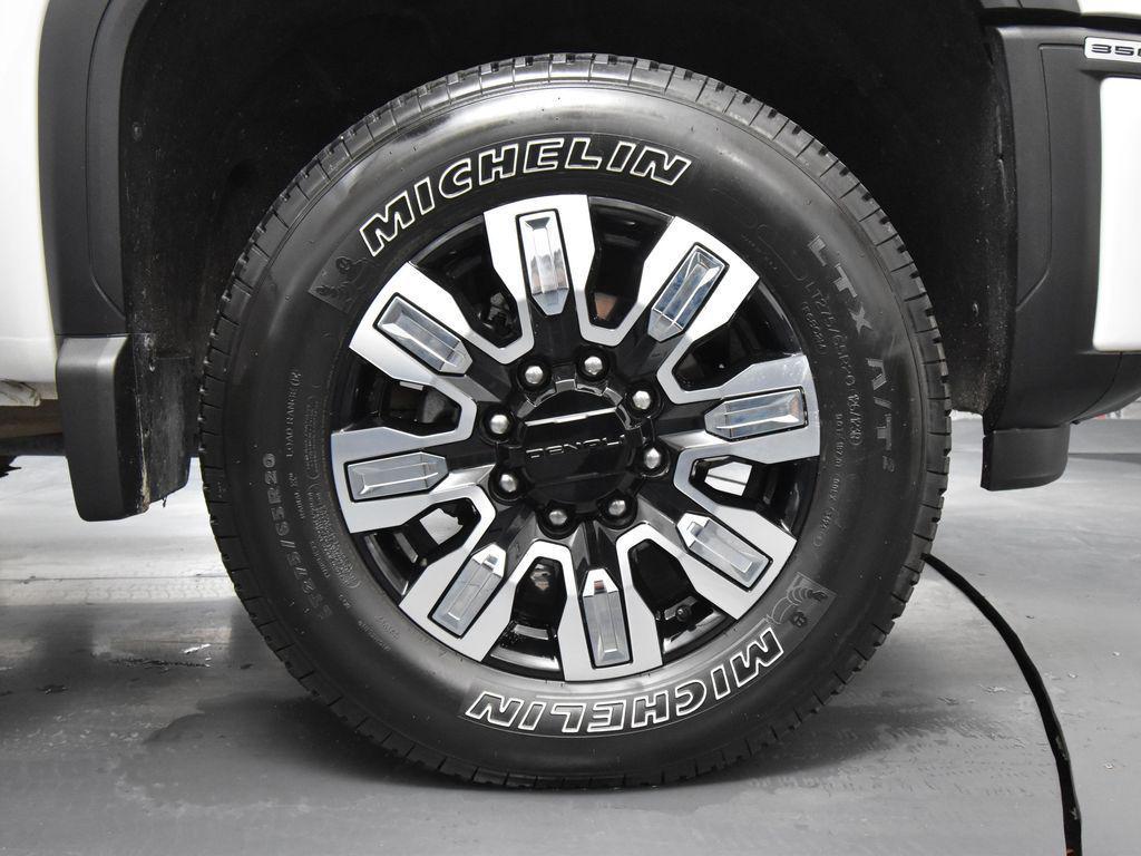 used 2025 GMC Sierra 3500 car, priced at $80,993