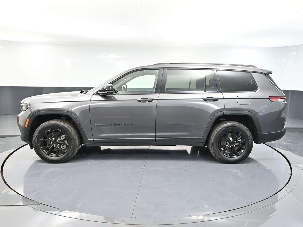 used 2024 Jeep Grand Cherokee L car, priced at $30,799