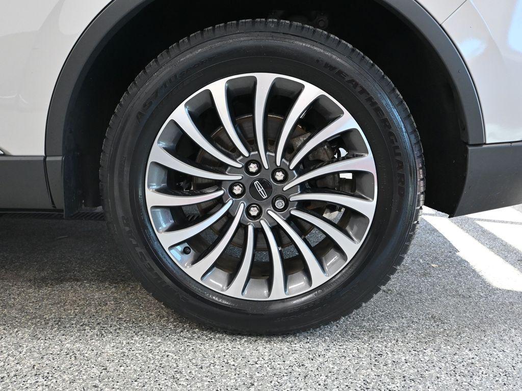 used 2023 Lincoln Aviator car, priced at $45,193