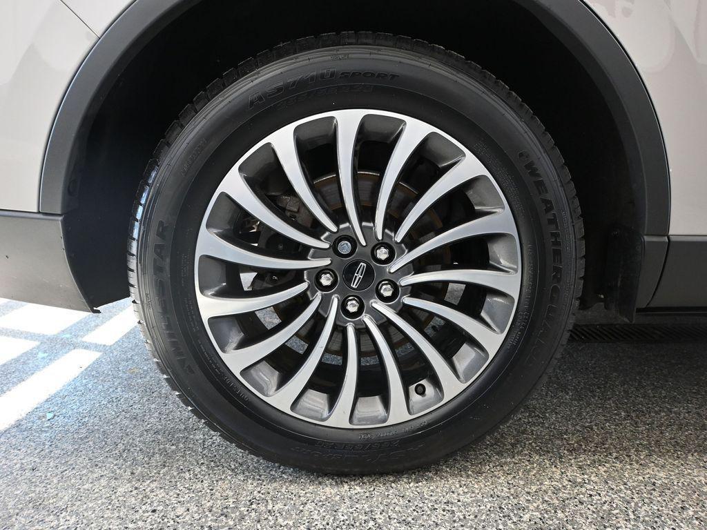 used 2023 Lincoln Aviator car, priced at $45,193