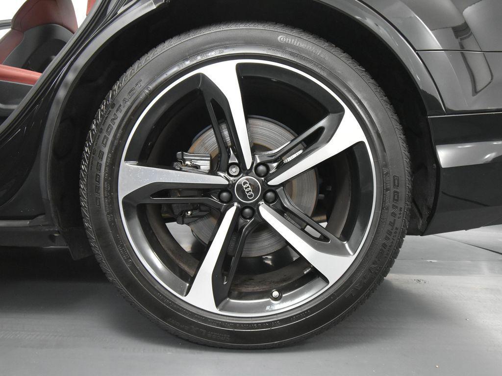 used 2024 Audi SQ7 car, priced at $82,993