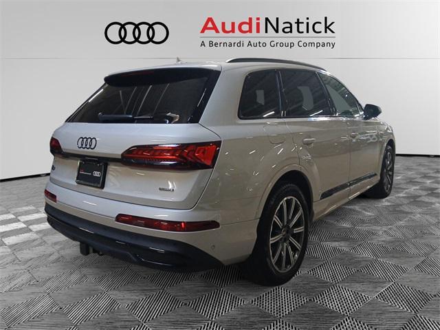 used 2024 Audi Q7 car, priced at $58,900