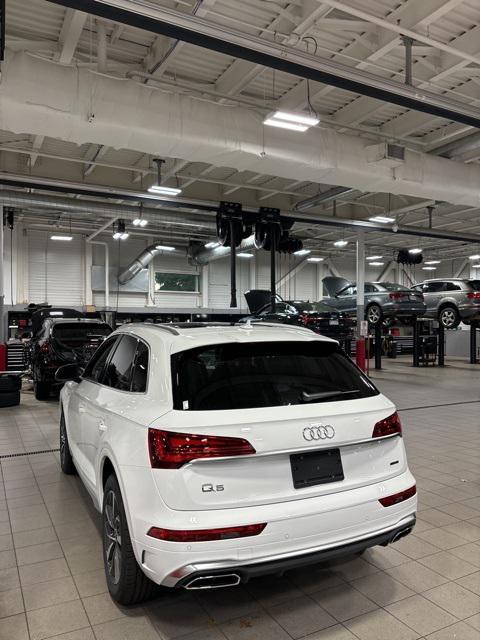 new 2024 Audi Q5 car, priced at $56,710