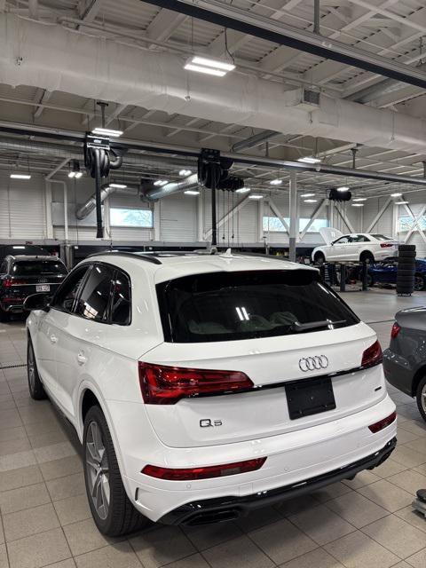 new 2025 Audi Q5 car, priced at $53,185