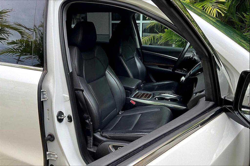 used 2020 Acura MDX car, priced at $23,691