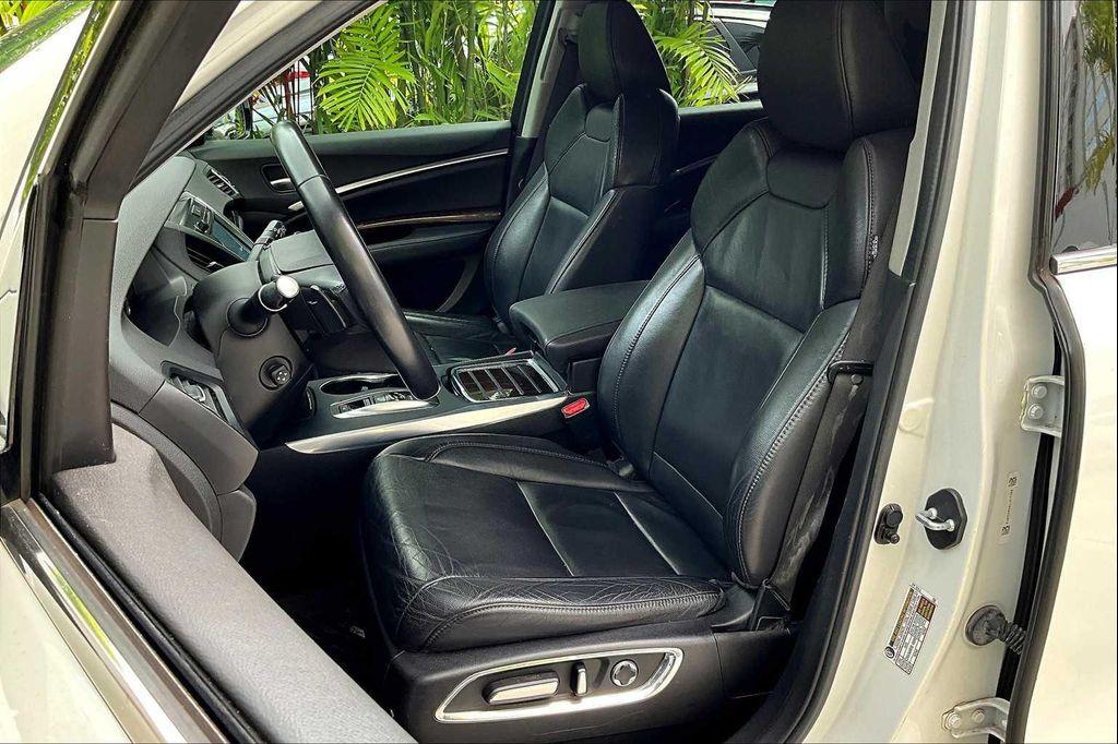 used 2020 Acura MDX car, priced at $26,982