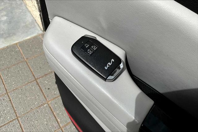 used 2023 Kia Carnival car, priced at $28,991