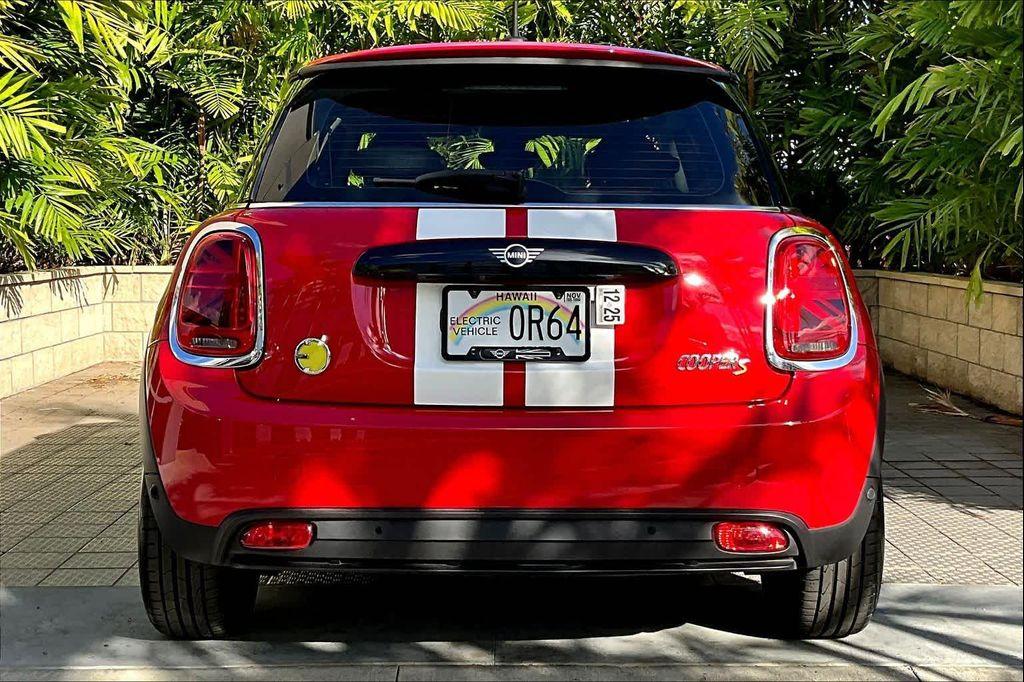 used 2024 MINI Hardtop car, priced at $24,981