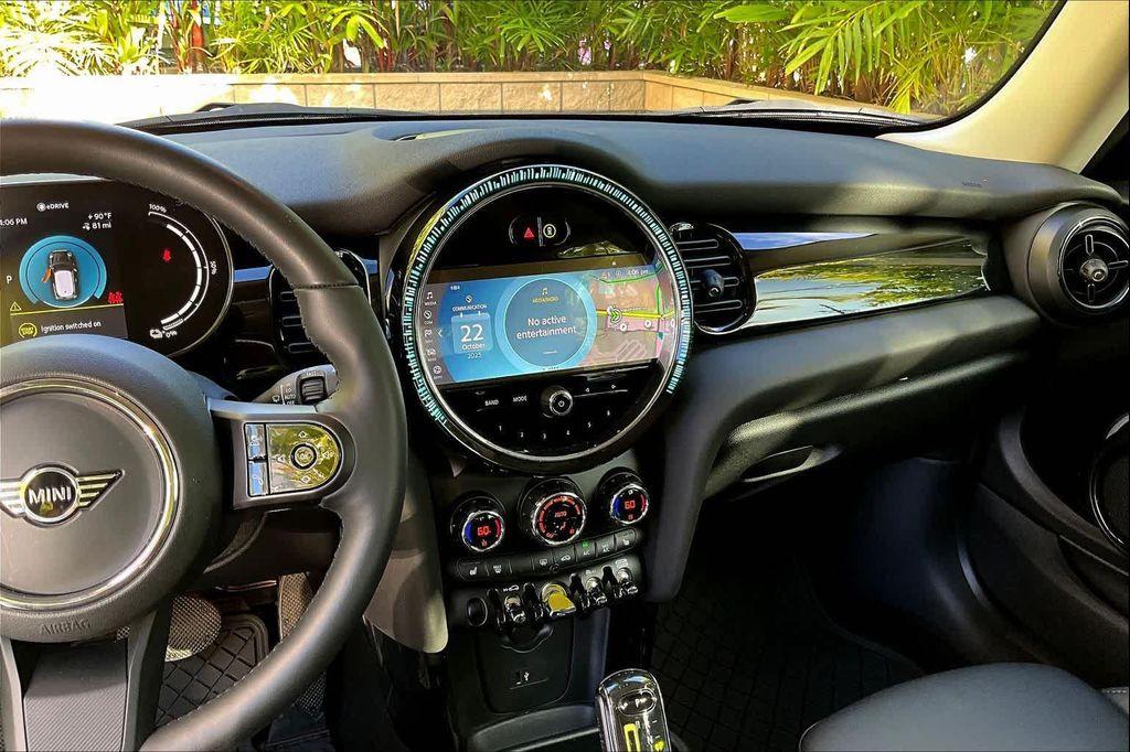 used 2024 MINI Hardtop car, priced at $24,981