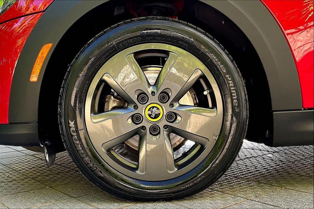 used 2024 MINI Hardtop car, priced at $24,981