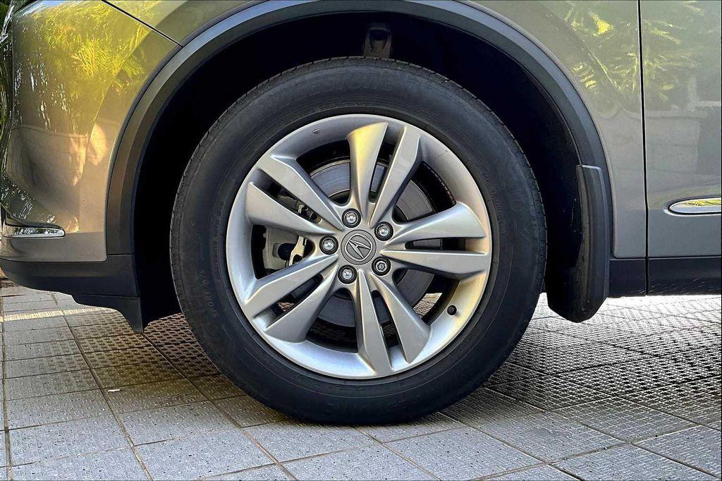 used 2023 Acura MDX car, priced at $36,981