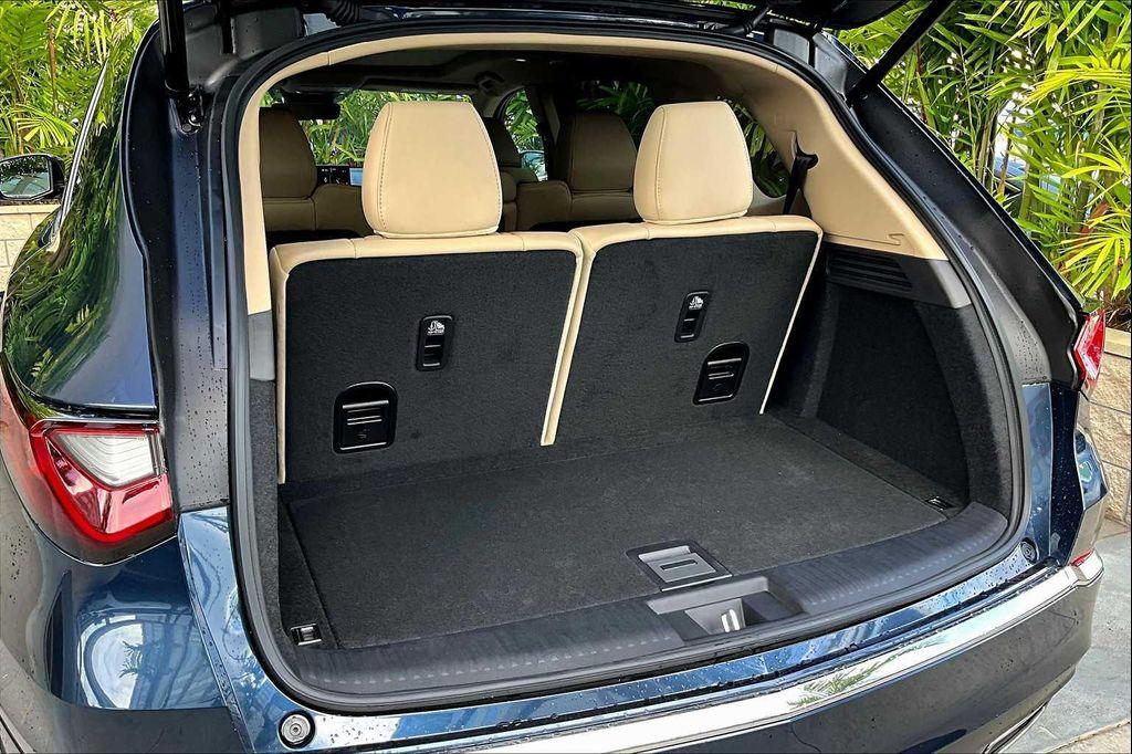 new 2025 Acura MDX car, priced at $52,550