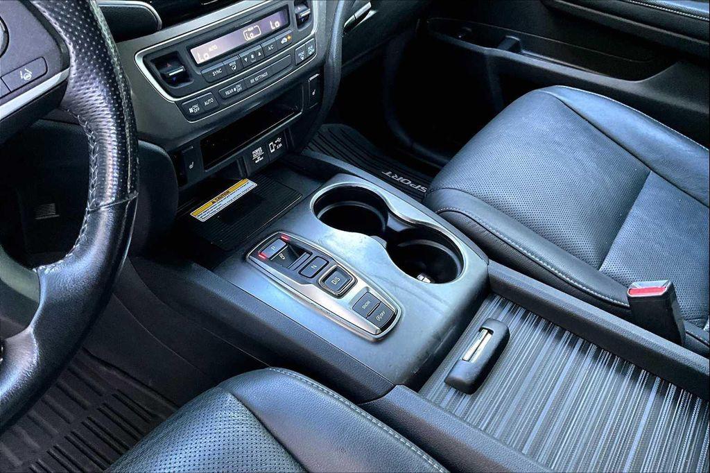 used 2022 Honda Passport car, priced at $28,515