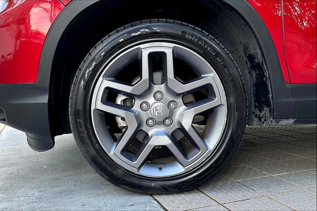 used 2022 Honda Passport car, priced at $28,515