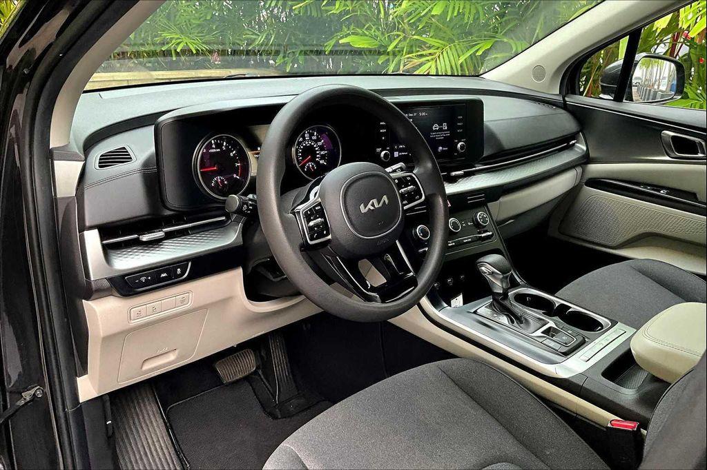 used 2022 Kia Carnival car, priced at $17,881