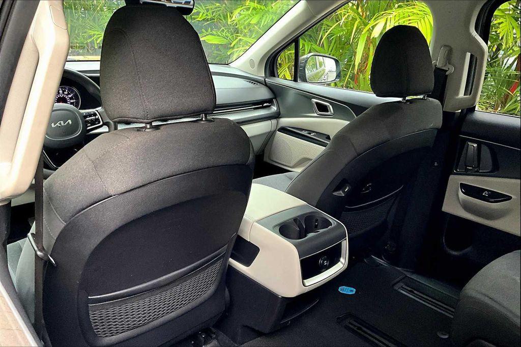 used 2022 Kia Carnival car, priced at $17,881