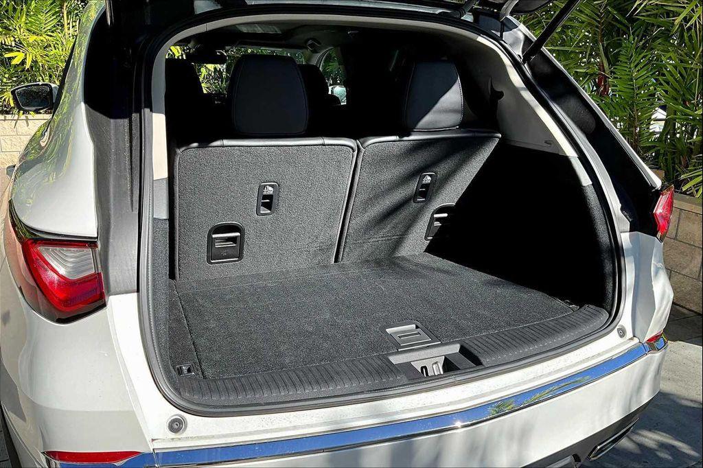 used 2023 Acura MDX car, priced at $39,891