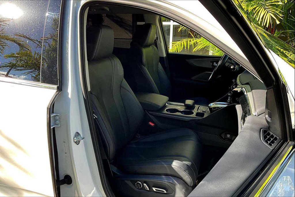 used 2023 Acura MDX car, priced at $39,891