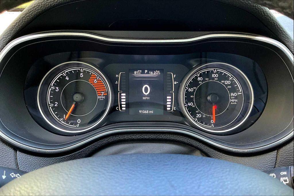 used 2019 Jeep Cherokee car, priced at $13,225