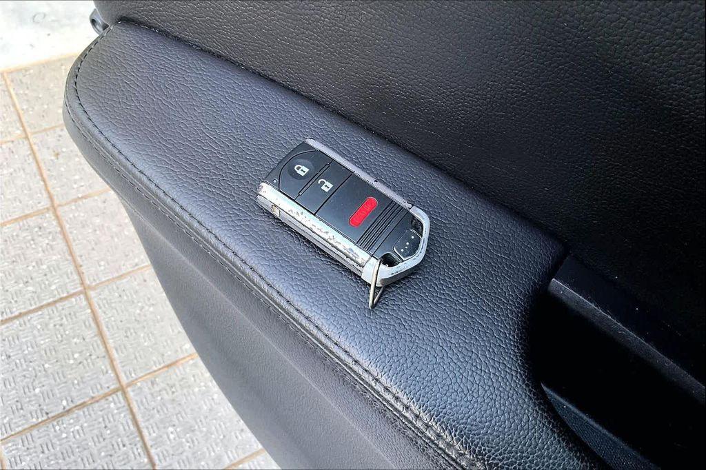 used 2015 Acura RDX car, priced at $14,432