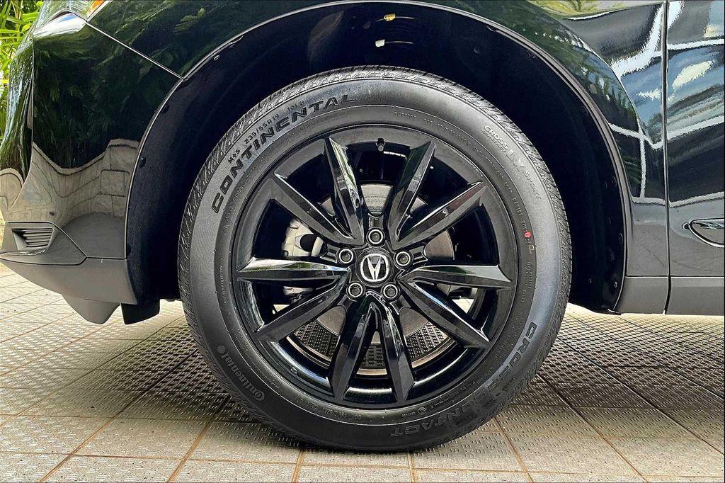 new 2025 Acura RDX car, priced at $46,650