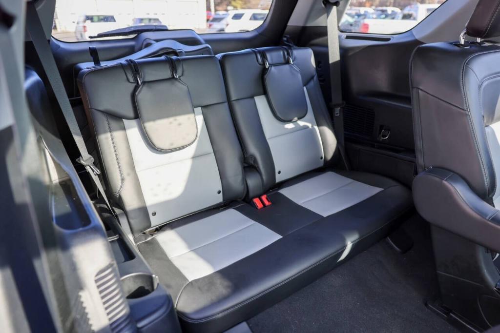 used 2022 Ford Explorer car, priced at $33,177