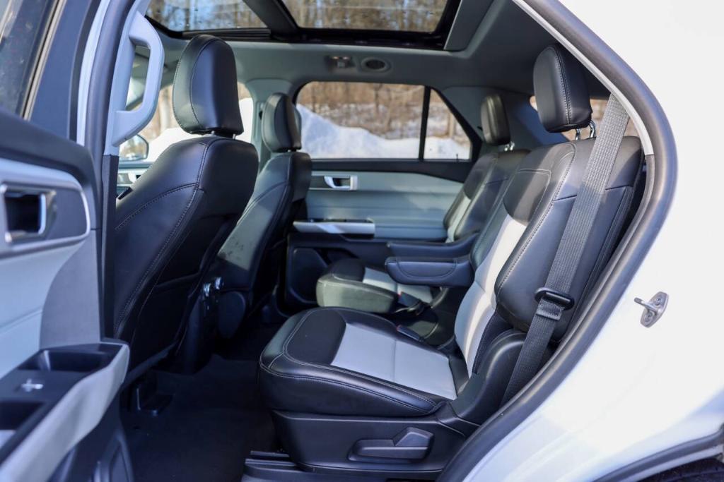 used 2022 Ford Explorer car, priced at $33,177