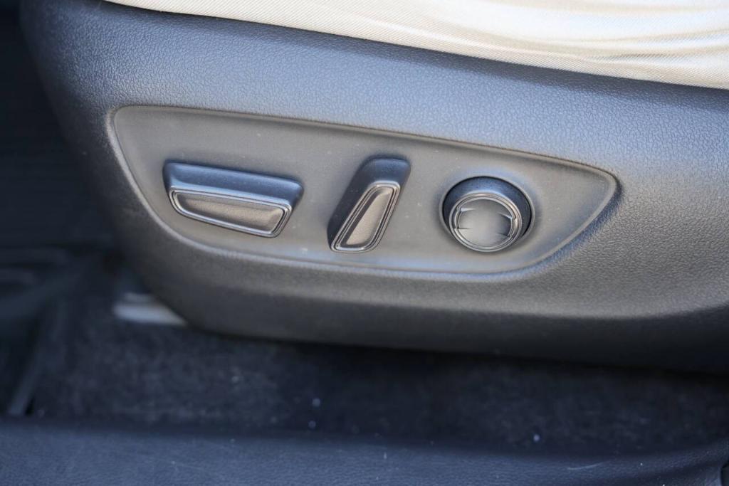 used 2019 Toyota RAV4 car, priced at $21,141