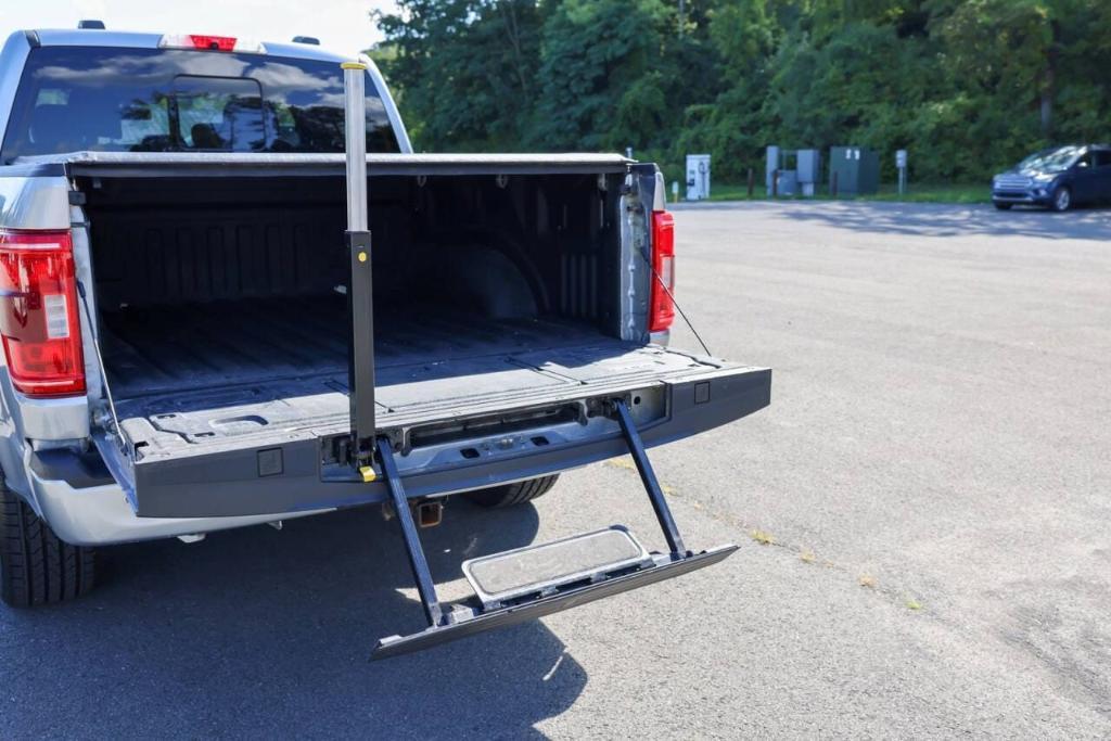 used 2021 Ford F-150 car, priced at $37,109