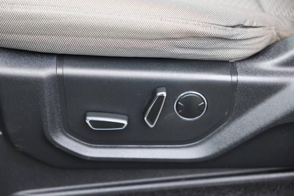used 2015 Ford F-150 car, priced at $21,968