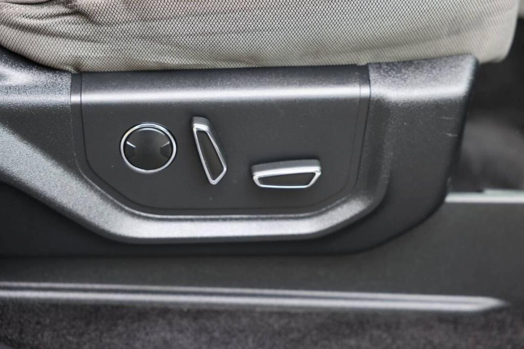 used 2015 Ford F-150 car, priced at $21,968