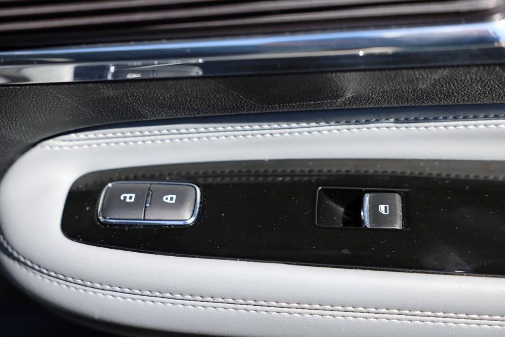 used 2022 Lincoln Corsair car, priced at $28,020