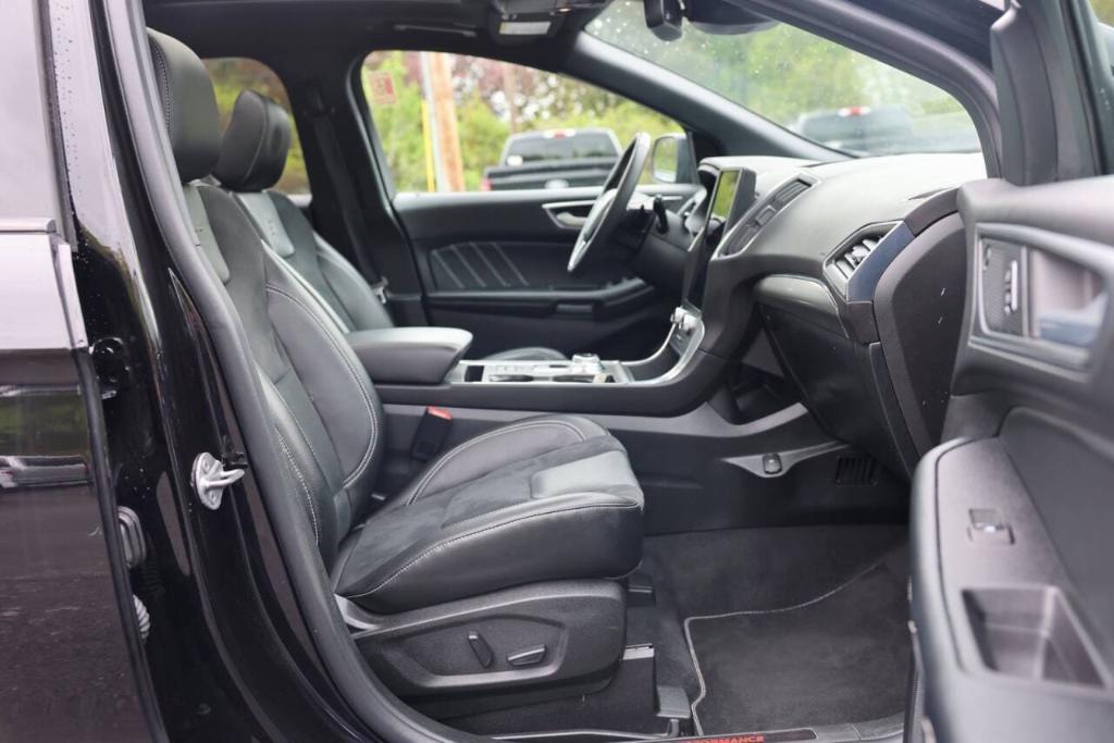 used 2024 Ford Edge car, priced at $36,439
