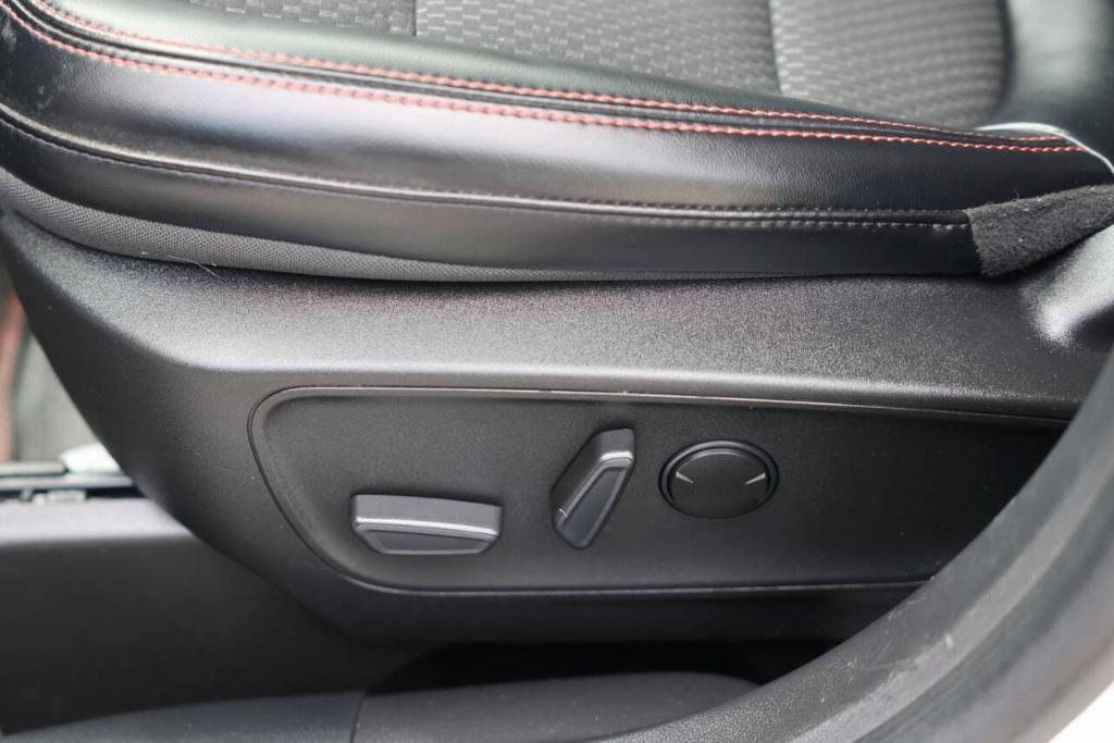 used 2023 Ford Escape car, priced at $25,159