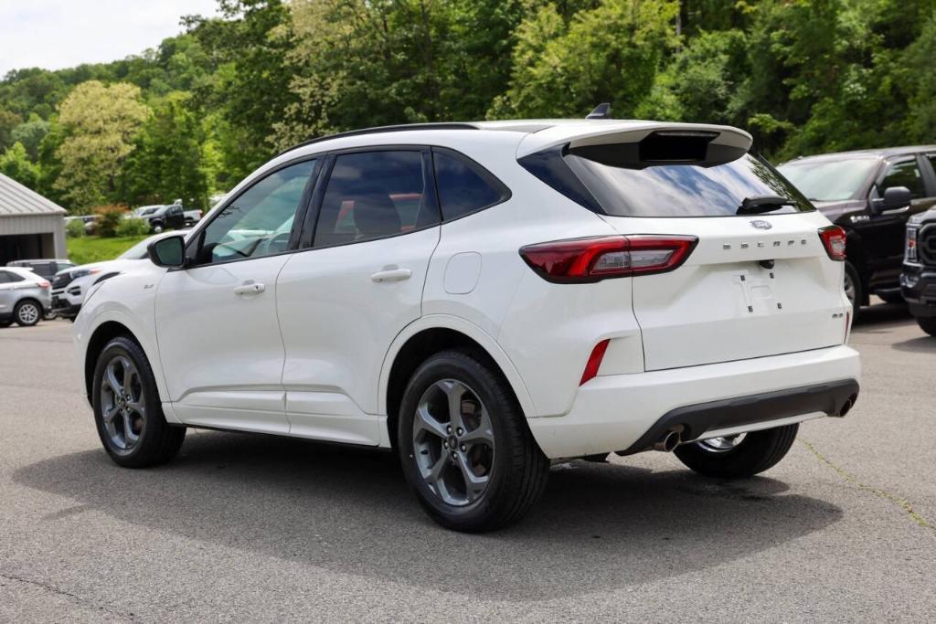 used 2023 Ford Escape car, priced at $25,159