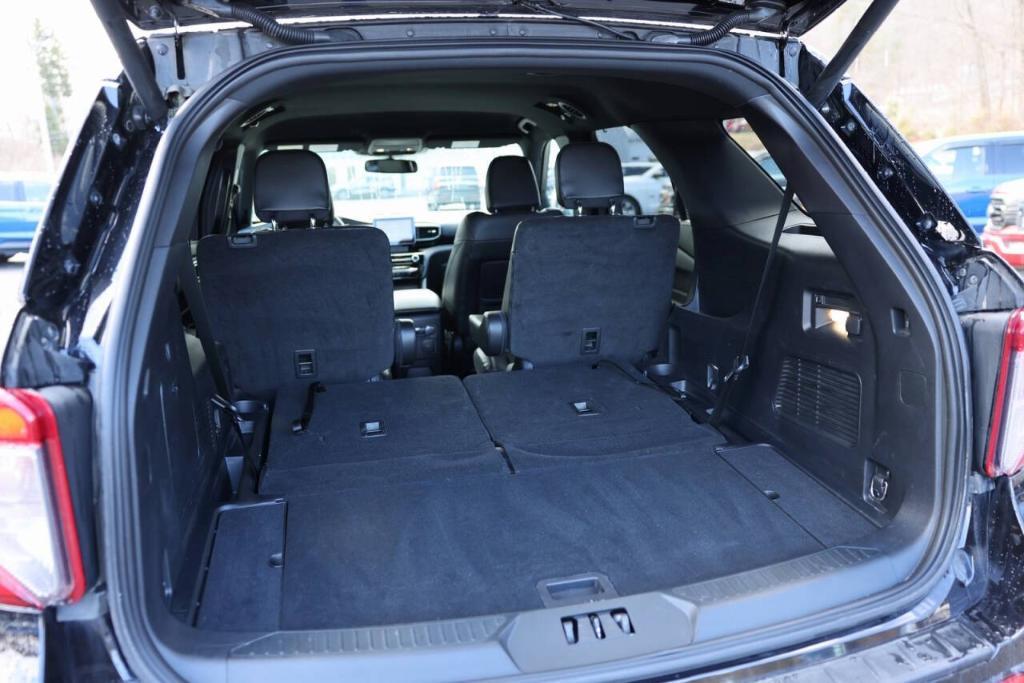 used 2022 Ford Explorer car, priced at $35,387